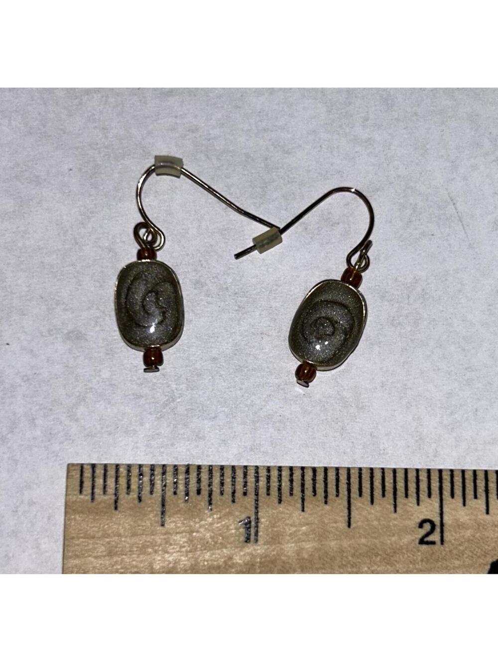 Vintage wire back earings with a grey stone pendant